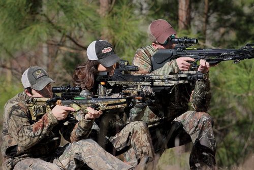 How To Shoot a Crossbow Accurately While Hunting